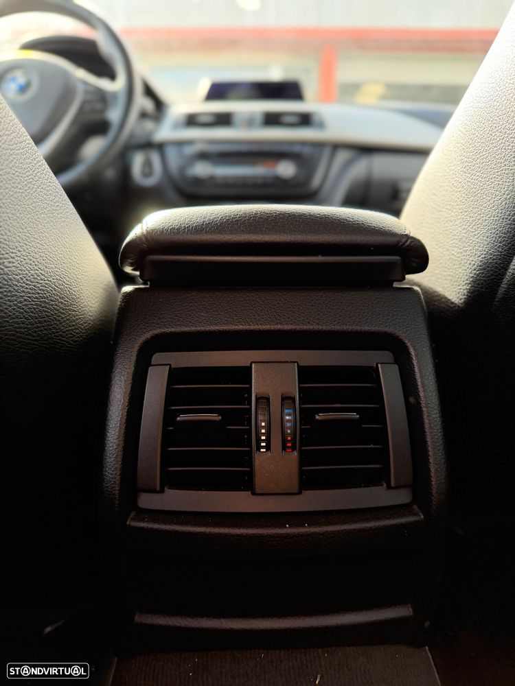 BMW 320 d Auto - 17