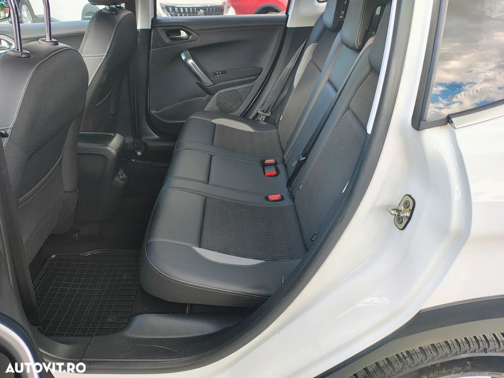 Peugeot 2008 PureTech 130 GPF Stop&Start Allure - 20