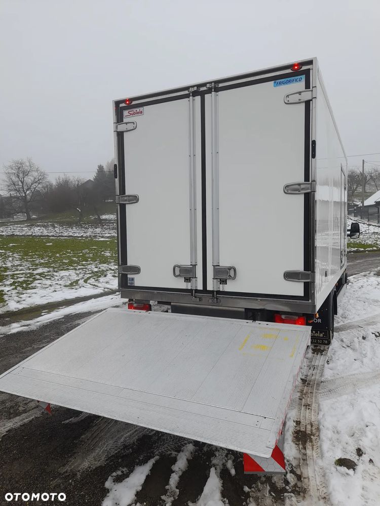 Iveco DAILY 72C18 70C18 Dmc 7200kg MROŹNIA/CHŁODNIA kontener 10 palet grube ściany 7cm!!! WINDA Dhollandia 1000kg// IGŁA// - 11