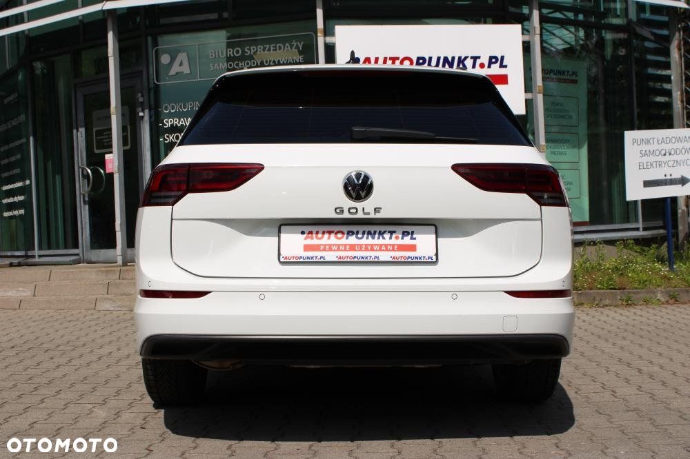 Volkswagen Golf - 6