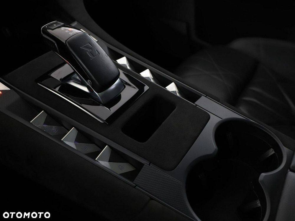 DS Automobiles DS 7 Crossback 1.6 E-Tense 4x4 Performance Line + - 31