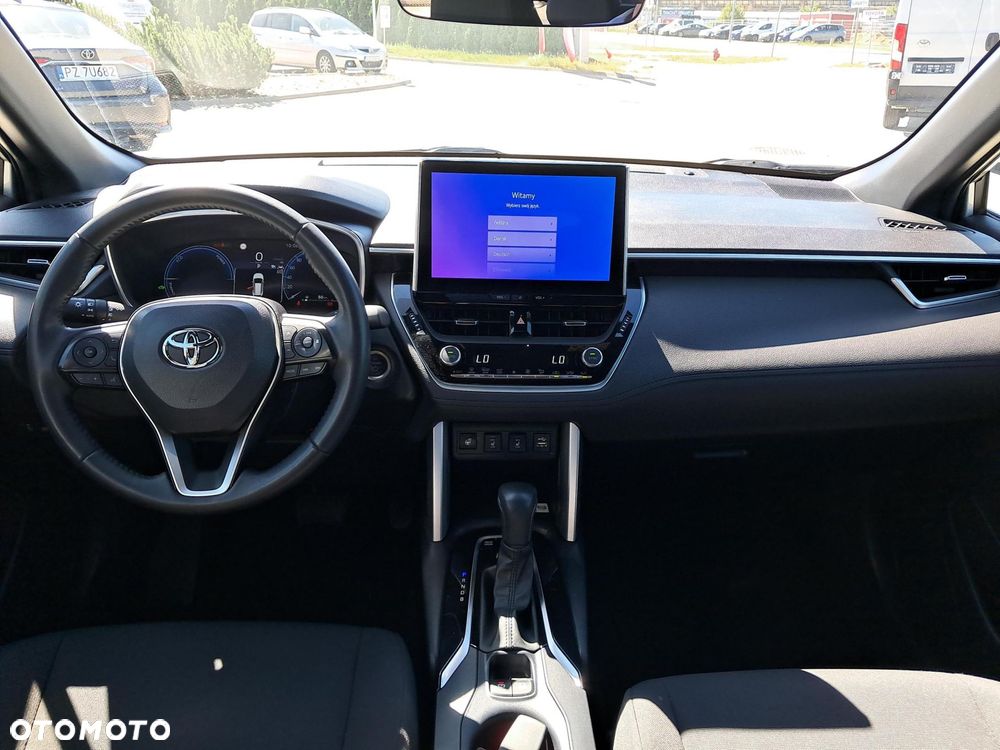 Toyota Corolla Cross - 11