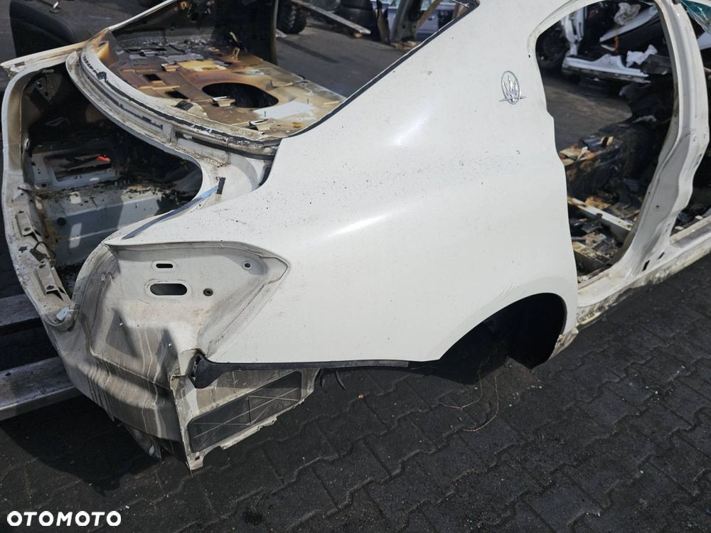 PAS TYLNY / WANNA MASERATI GHIBLI - 4