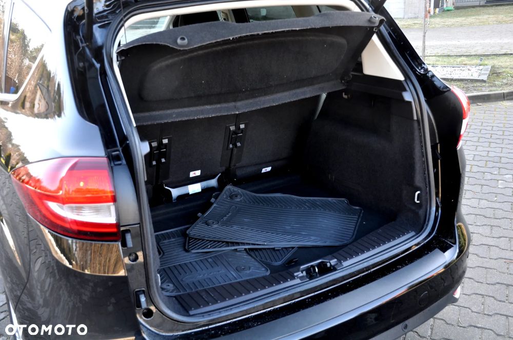 Ford C-MAX 2.0 TDCi Start-Stop-System Titanium - 24