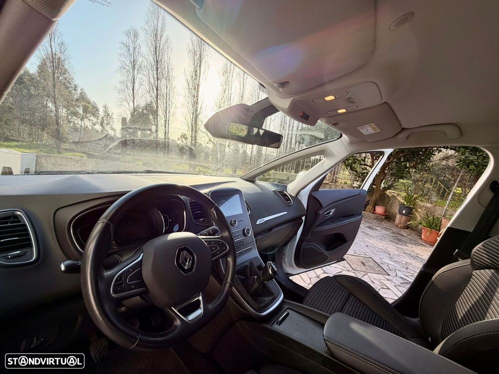 Renault Scénic 1.2 TCE Sport SS - 8