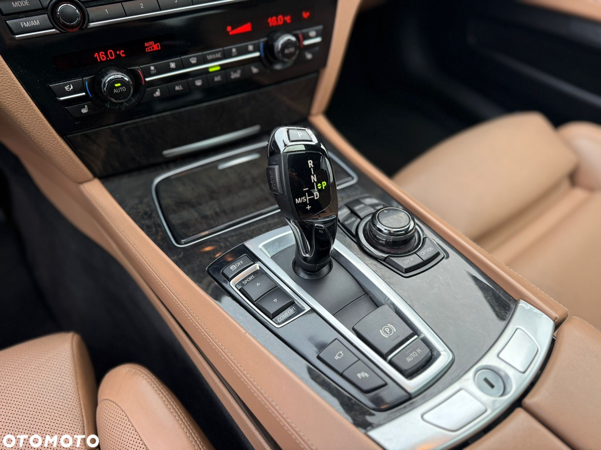 BMW Seria 7 750Li - 20