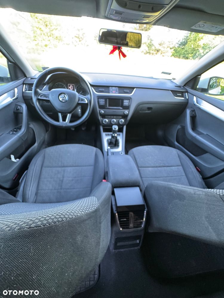 Skoda Octavia 1.6 TDI Ambition - 8