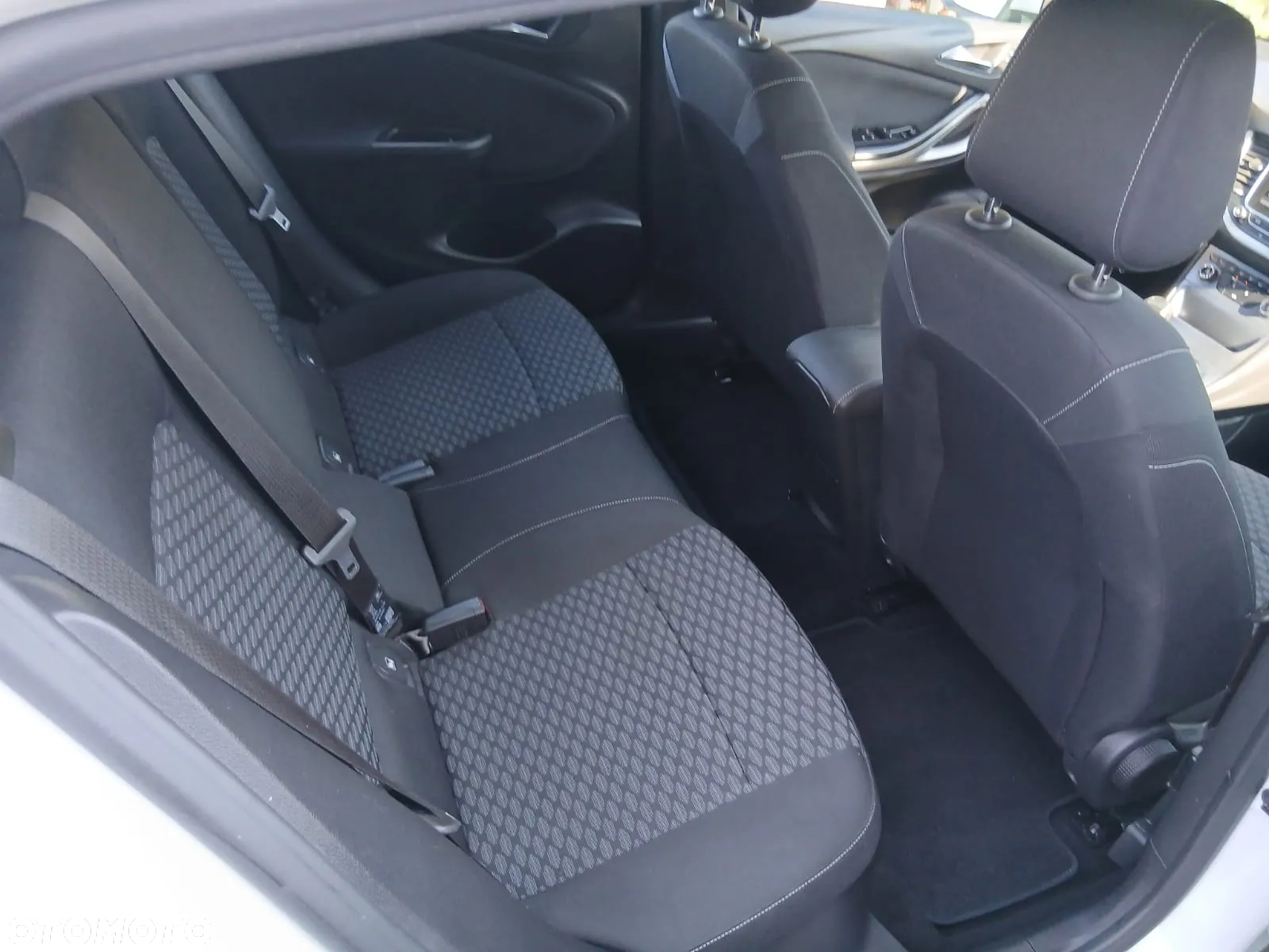 Opel Astra 1.6 D (CDTI) Edition - 31