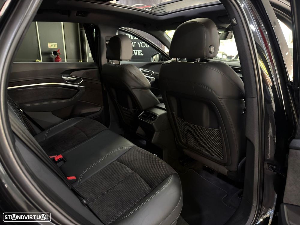 Audi e-tron 50 quattro S line - 29