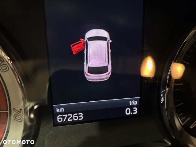 Skoda Karoq 1.5 TSI ACT 4x2 Ambition DSG - 17