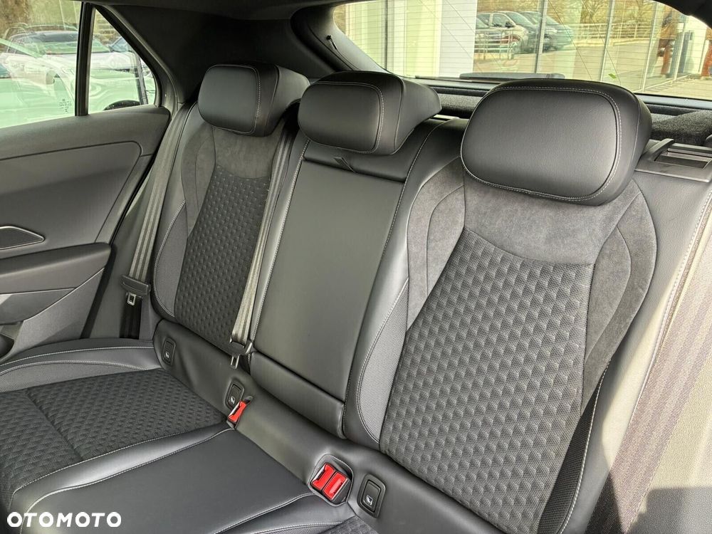Volkswagen T-Roc - 7
