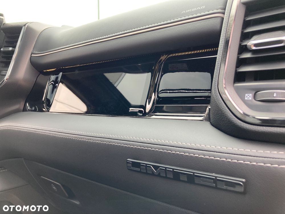 RAM 1500 - 33