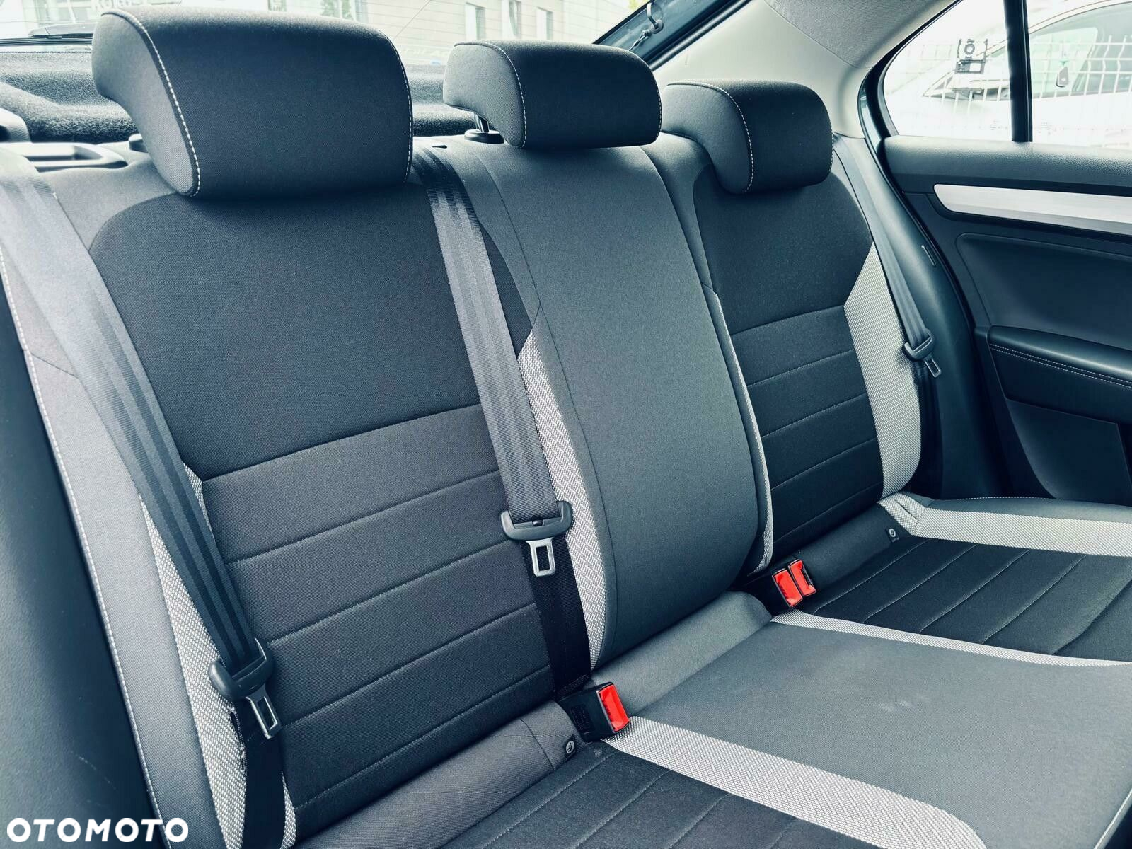 Skoda RAPID 1.0 TSI Ambition - 15