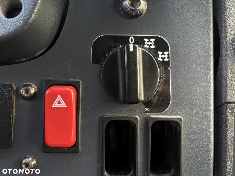 Unimog MERCEDES-BENZ UNIMOG U4000 4x4 Camper Warsztat Podwozie - 14