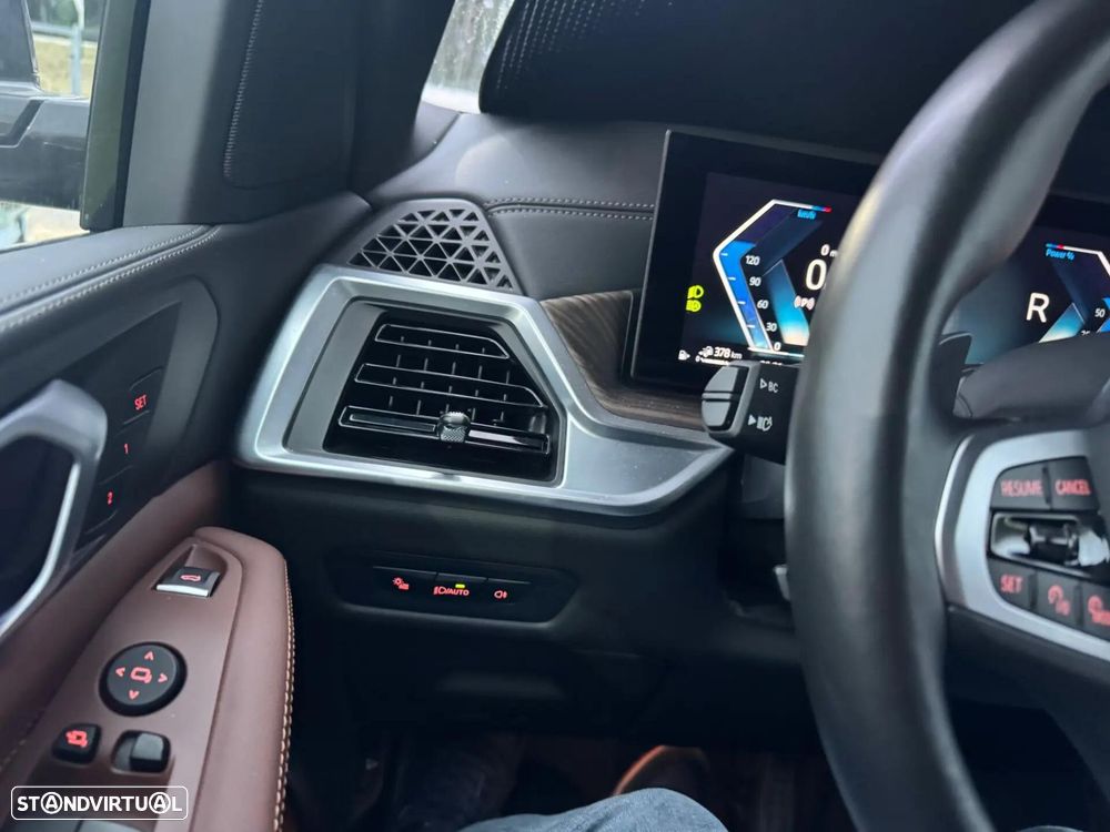 BMW X5 50 e xDrive Pack M Desportivo Pro - 27
