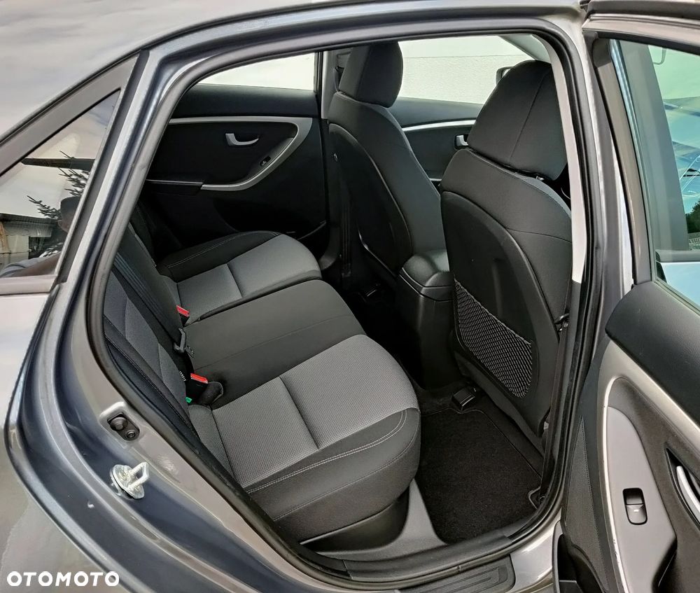 Hyundai i30 - 22