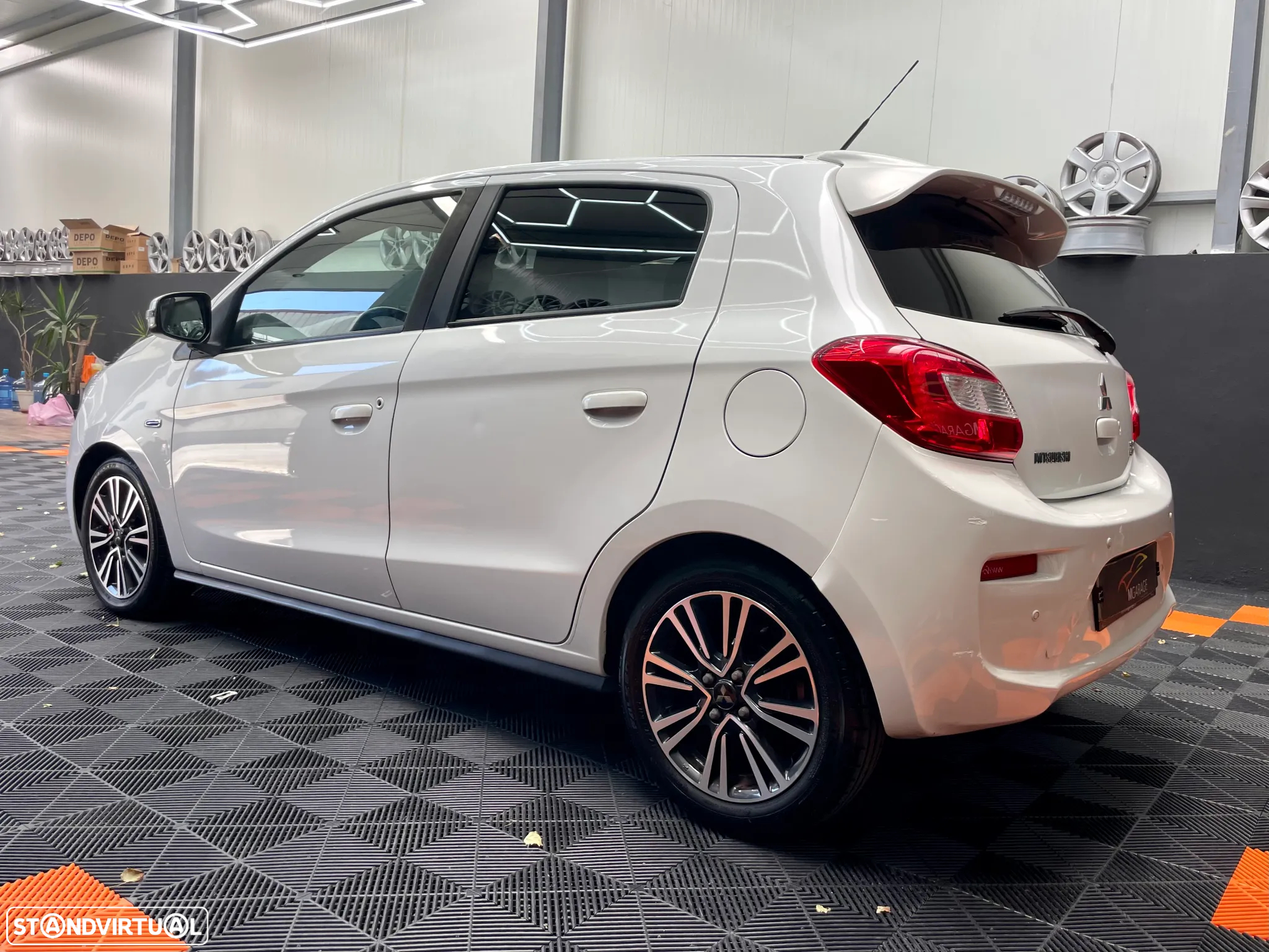 Mitsubishi Space Star 1.2 Intense - 7