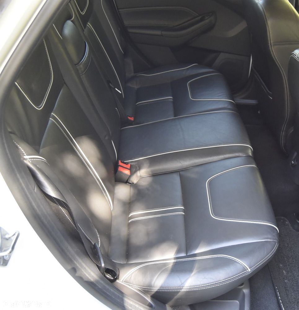 Ford Focus 1.6 EcoBoost Start-Stopp-System Titanium - 21