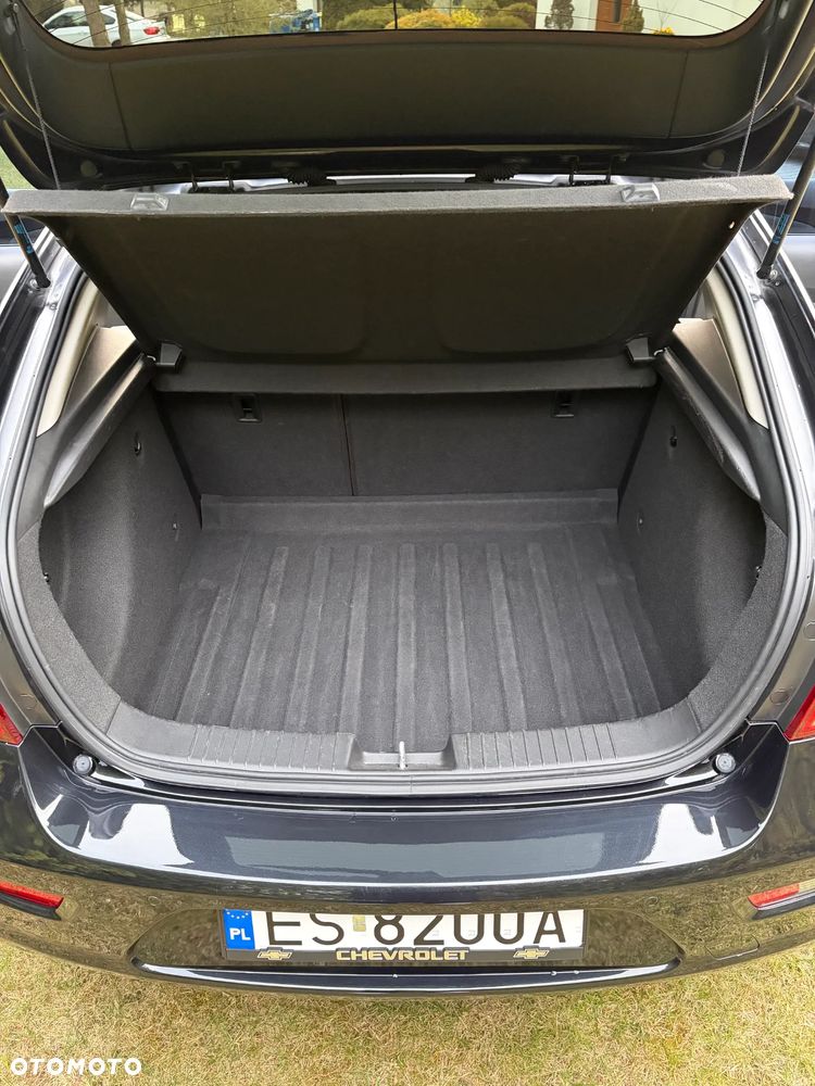 Chevrolet Cruze 1.8 LT - 18