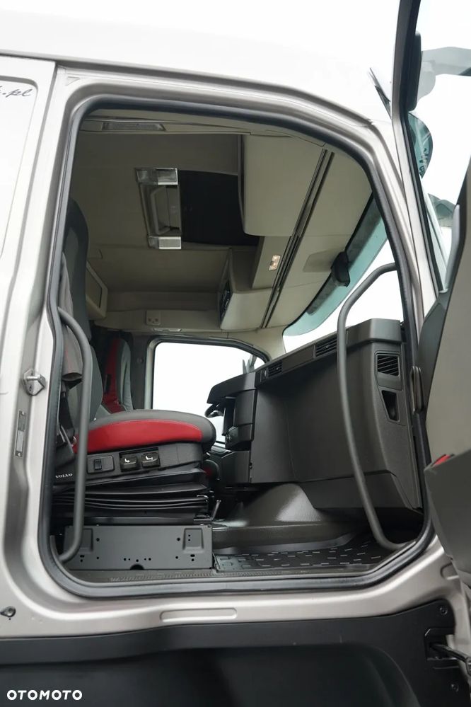 Volvo FH 460 / NISKA KABINA / 2018 ROK / I-SHIFT / - 35