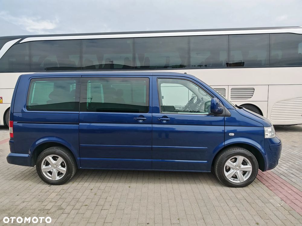 Volkswagen Multivan - 8