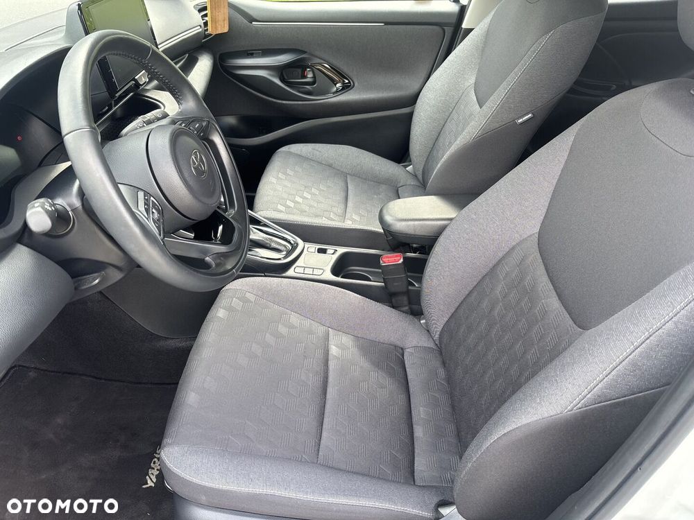 Toyota Yaris Hybrid 1.5 Style - 12
