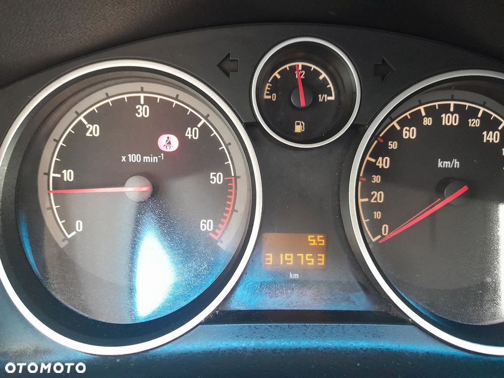Opel Astra 1.7 CDTI - 2