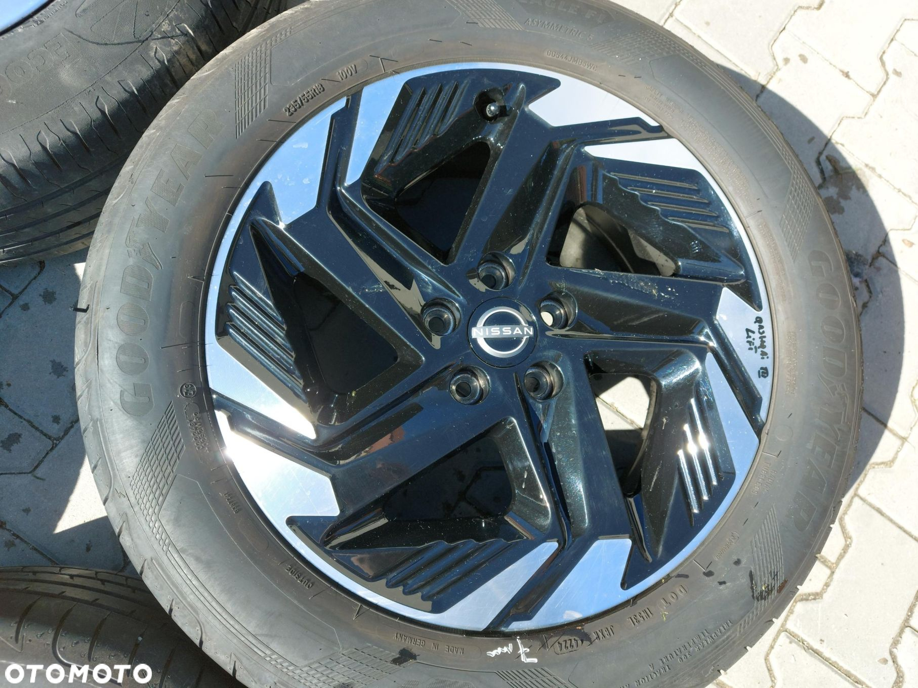 Nissan Qashqai J12 III LIFT Koła alufelga felgi opony 235/55 R18 2024r - 3