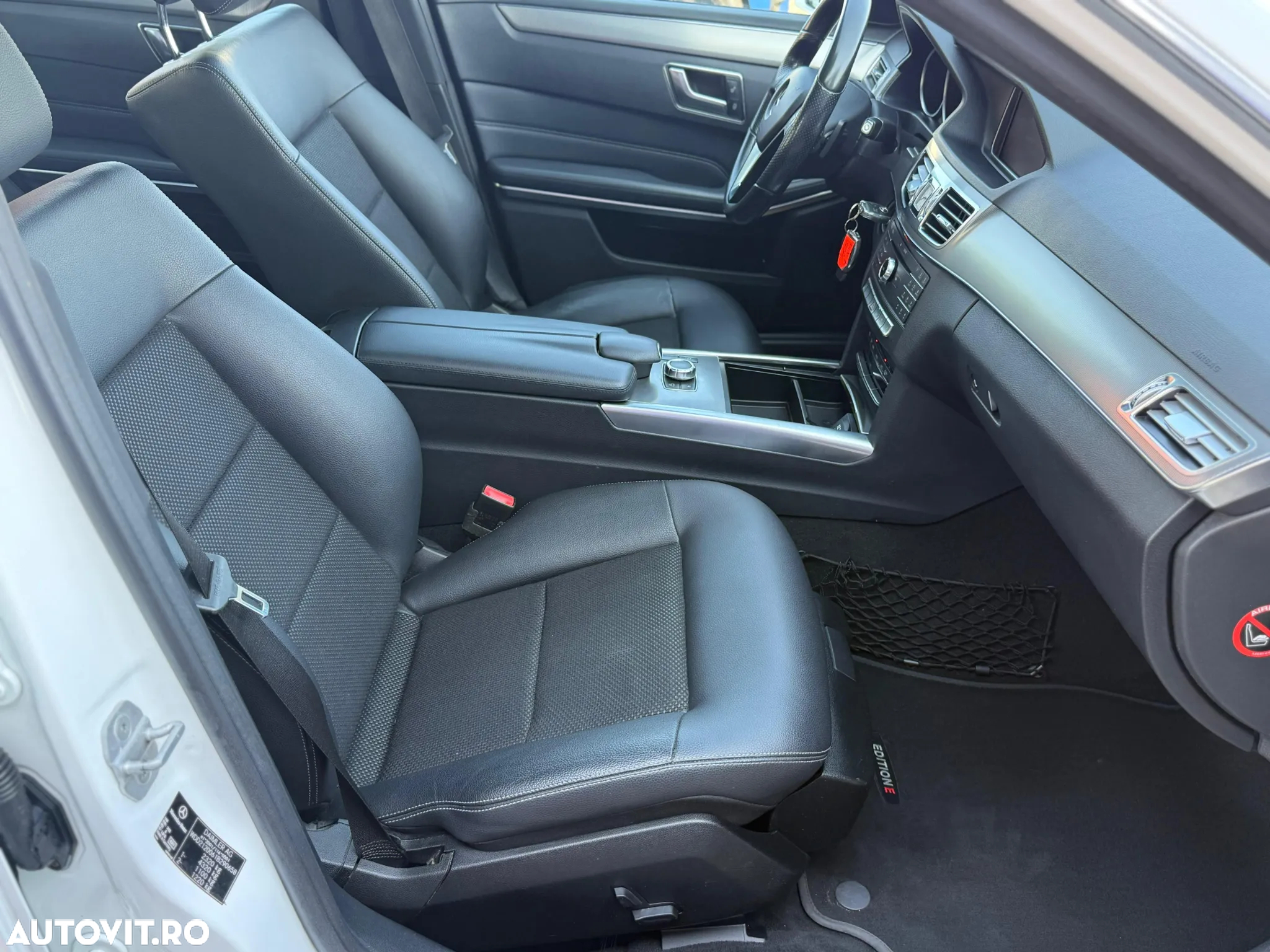 Mercedes-Benz E - 26