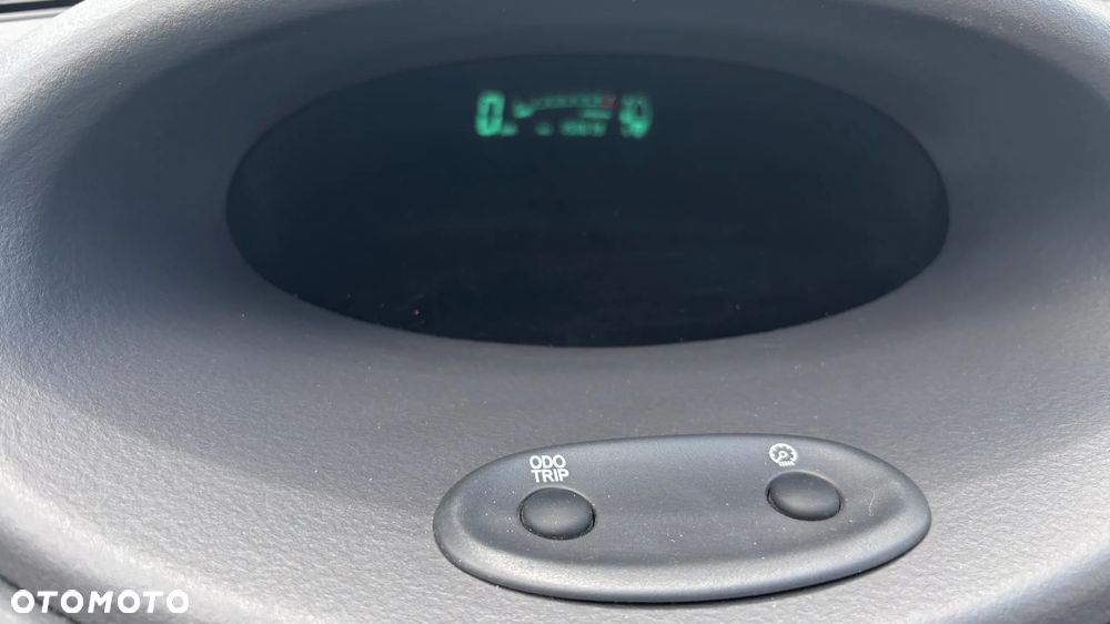 Toyota Yaris 1.0 Luna - 25