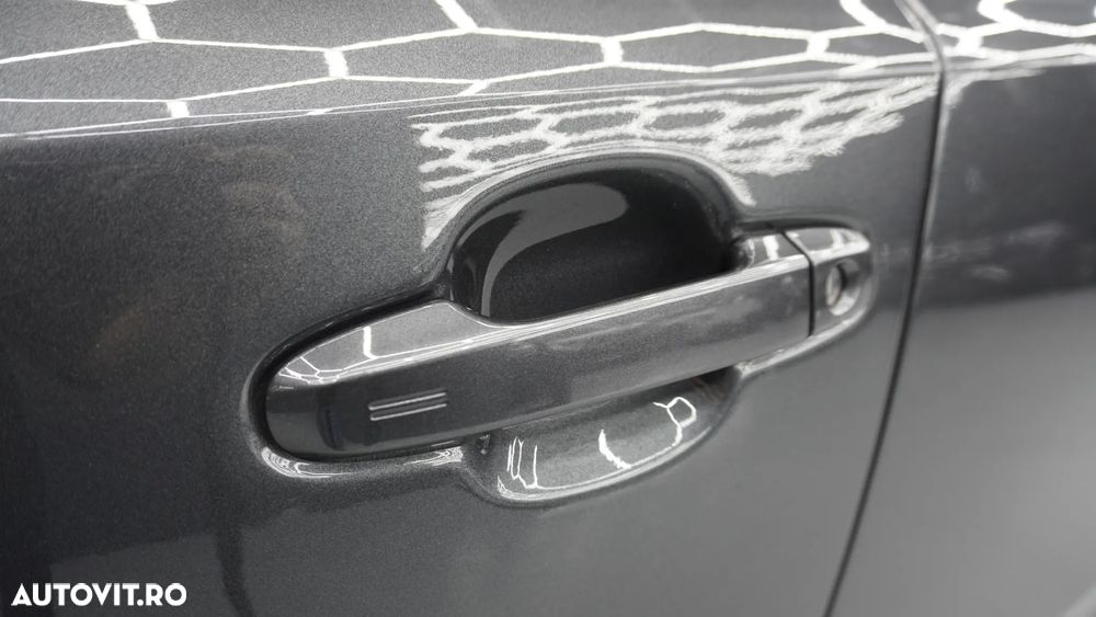 Toyota C-HR Hybrid Business-Edition - 34