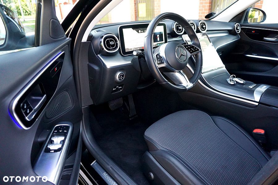 Mercedes-Benz Klasa C 220 d 9G-TRONIC - 19