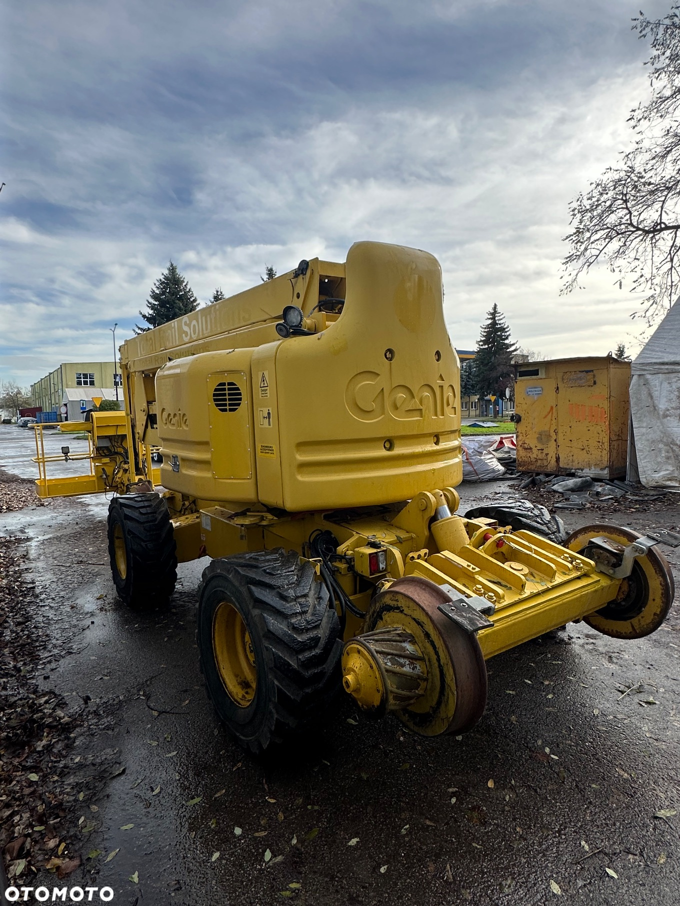 Genie Z60/34 Rexquote Accesrailer dwudrogowa zwyżka na tory podnośnik koszowy - 4