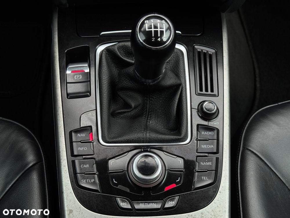 Audi A4 Avant 2.0 TDI Limited Edition - 31