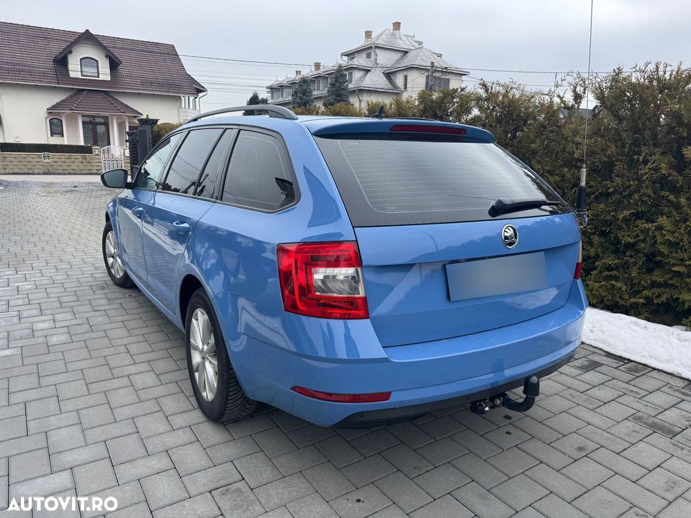 Skoda Octavia 2.0 TDI Style - 6