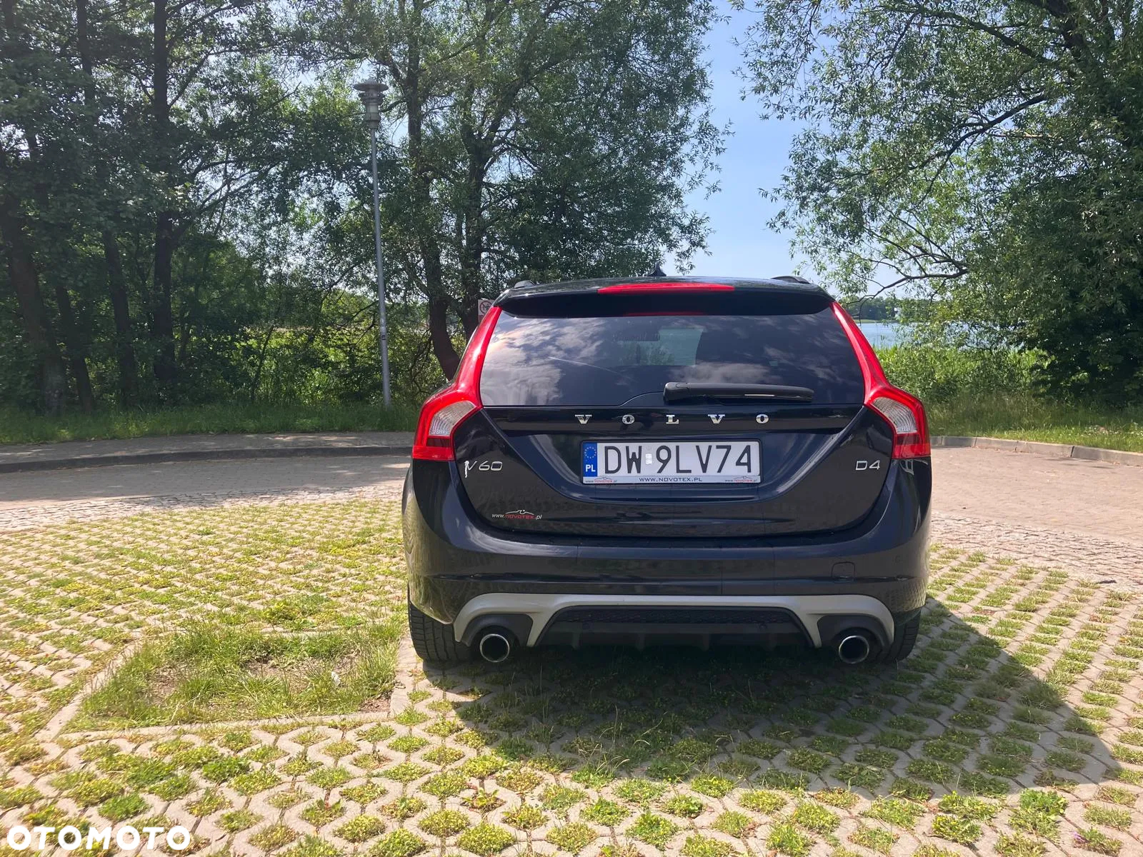 Volvo V60 D4 Drive-E R-Design Momentum - 8