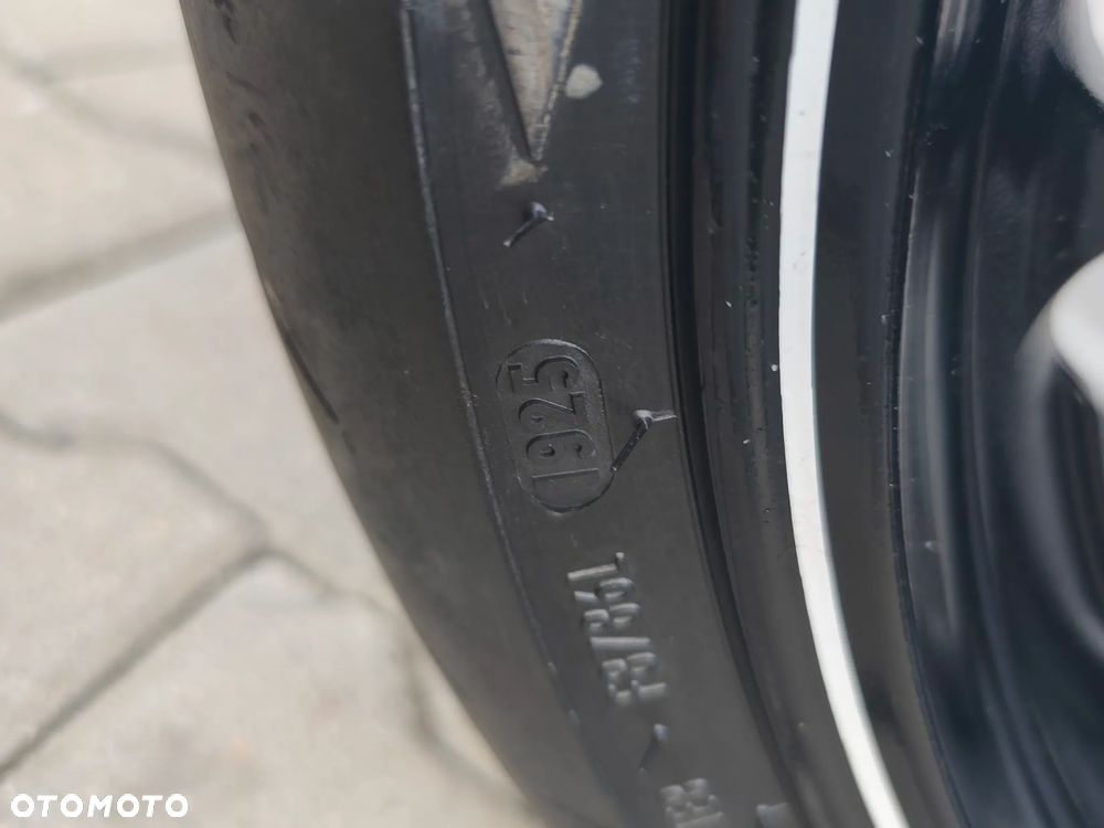 Yamaha MT - 12