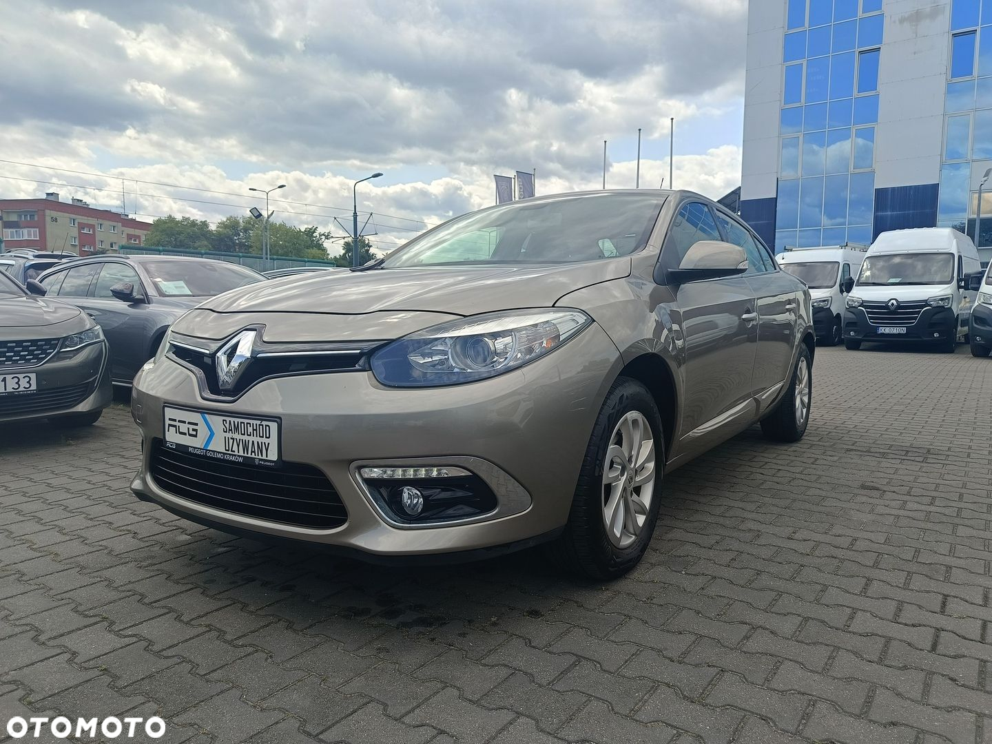 Renault Fluence 1.6 16V Intens - 5