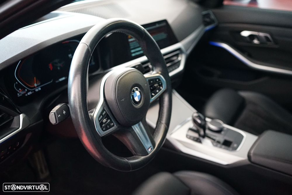 BMW 318 d Pack M Auto - 19