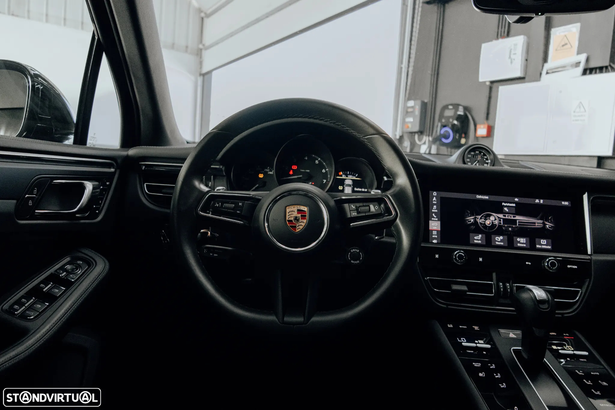 Porsche Macan T - 7