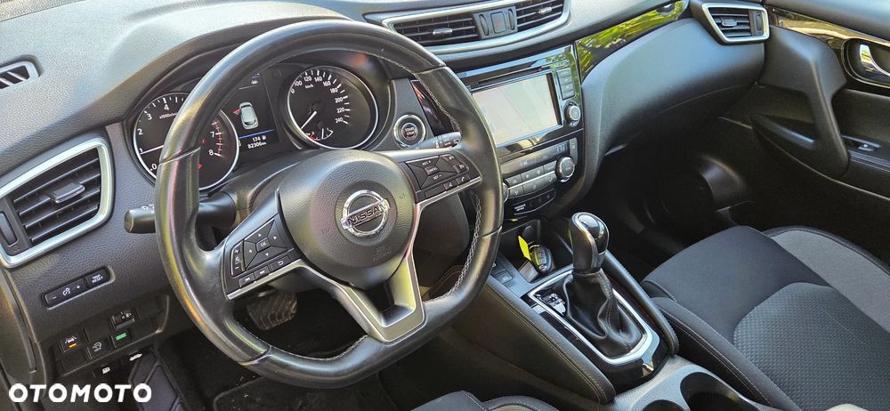 Nissan Qashqai 1.3 DIG-T MHEV Xtronic Tekna - 20
