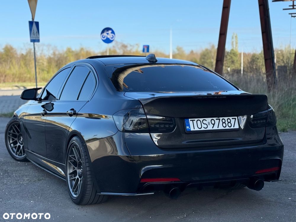 BMW Seria 3 335i - 7