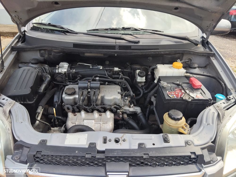 Chevrolet Aveo 1.2 LS - 18