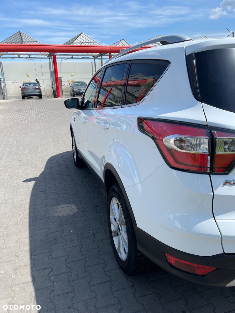 Ford Kuga 2.0 TDCi AWD Titanium - 2