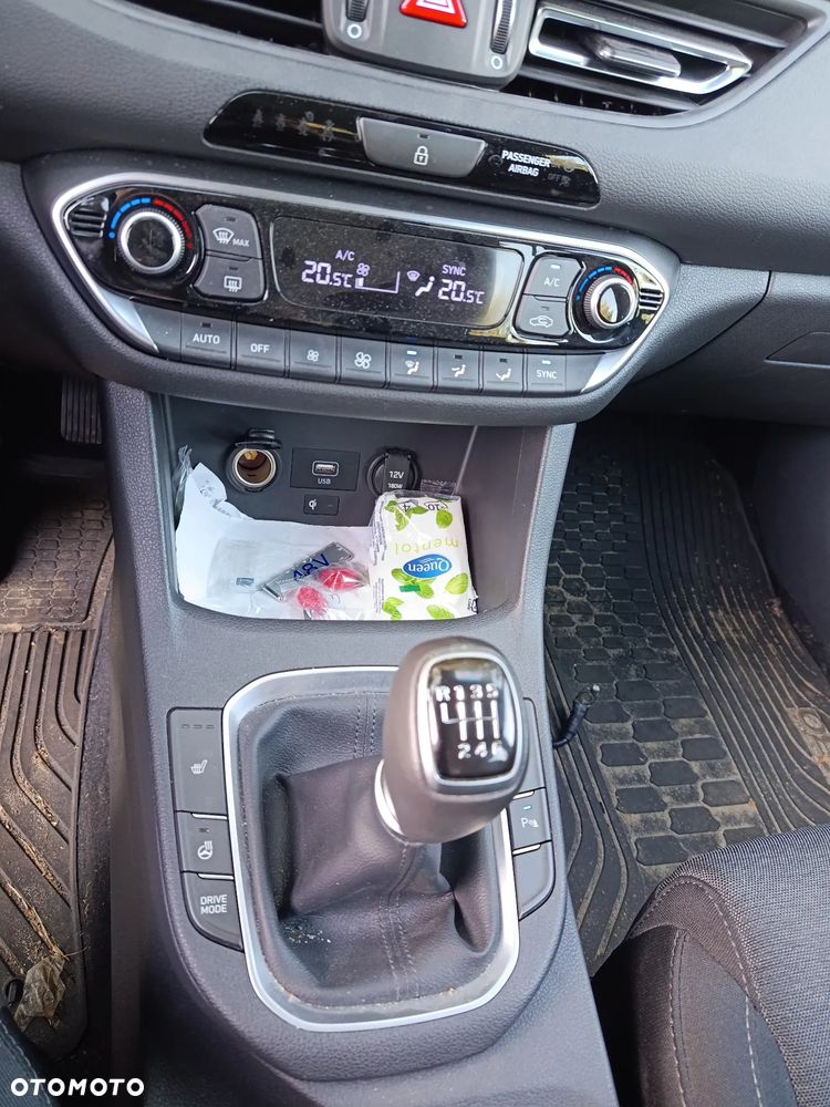 Hyundai i30 1.5 T-GDI 48V Smart - 5