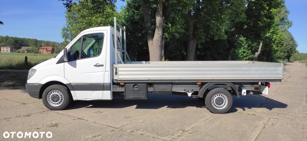 Mercedes-Benz Sprinter - 4