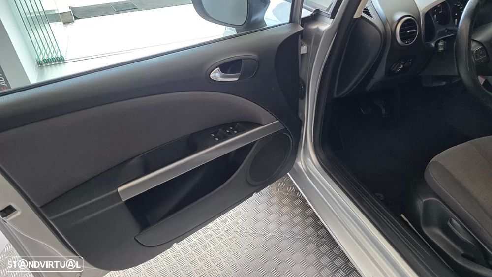 SEAT Leon 1.6 TDI Sport - 36