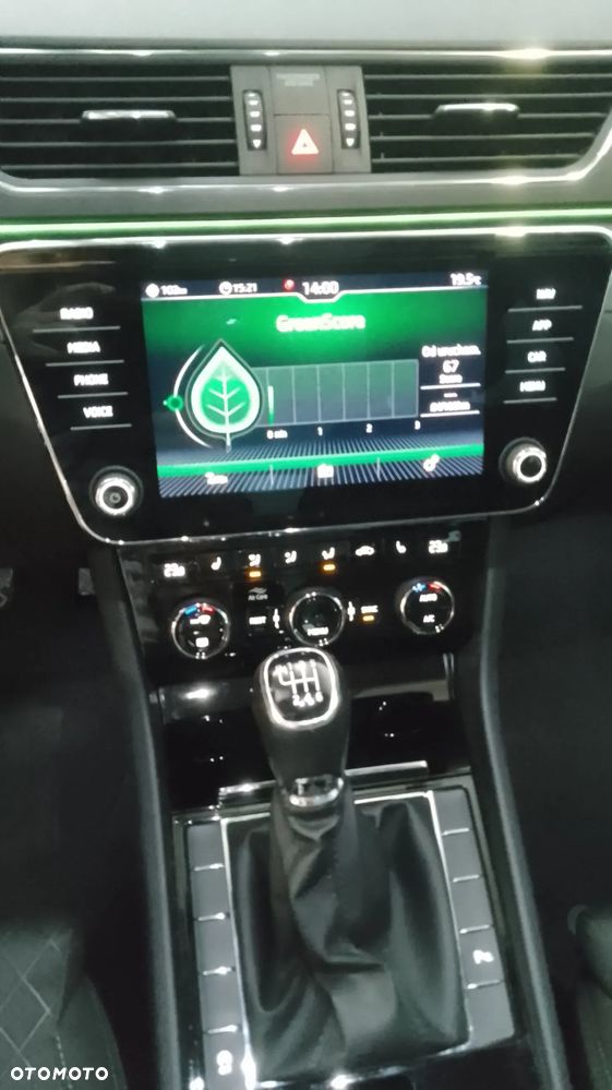 Skoda Superb Combi 1.5 TSI Style - 29