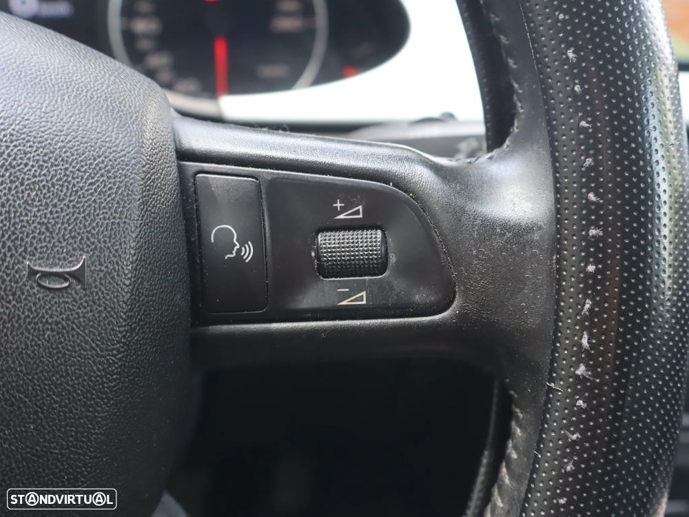 Audi A4 Avant 2.0 TDI - 8