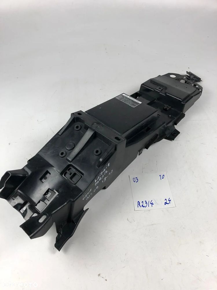 Yamaha MT-09 13-17 Wypełnienie Ogona Zadupka - 1